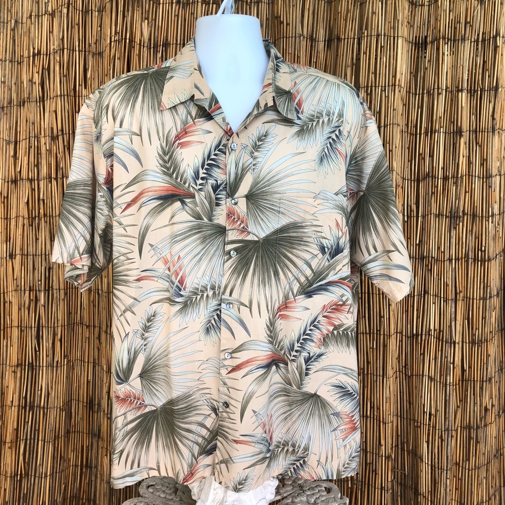 Great Looking Tori Richard’s